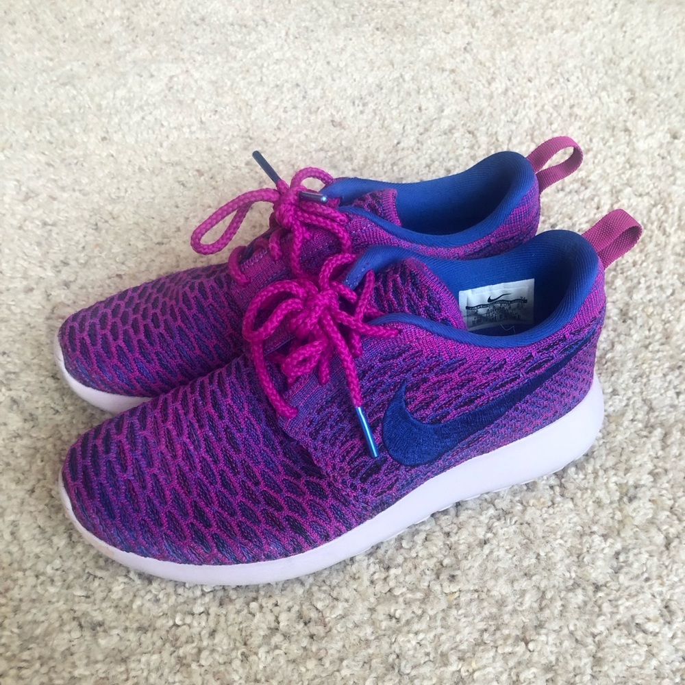 Nike Purple/Blue Roshe Sneaker (Size 6) - Picture 7 of 8